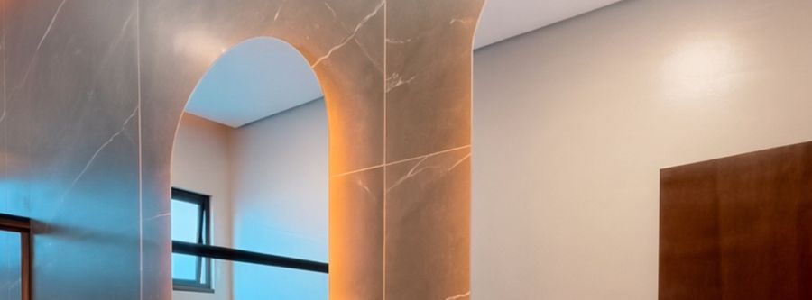 Arco com iluminação embutida